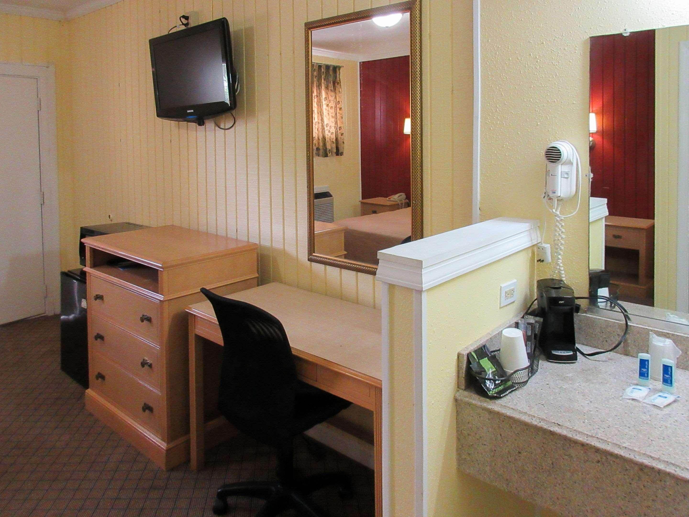 Inn Rodeway