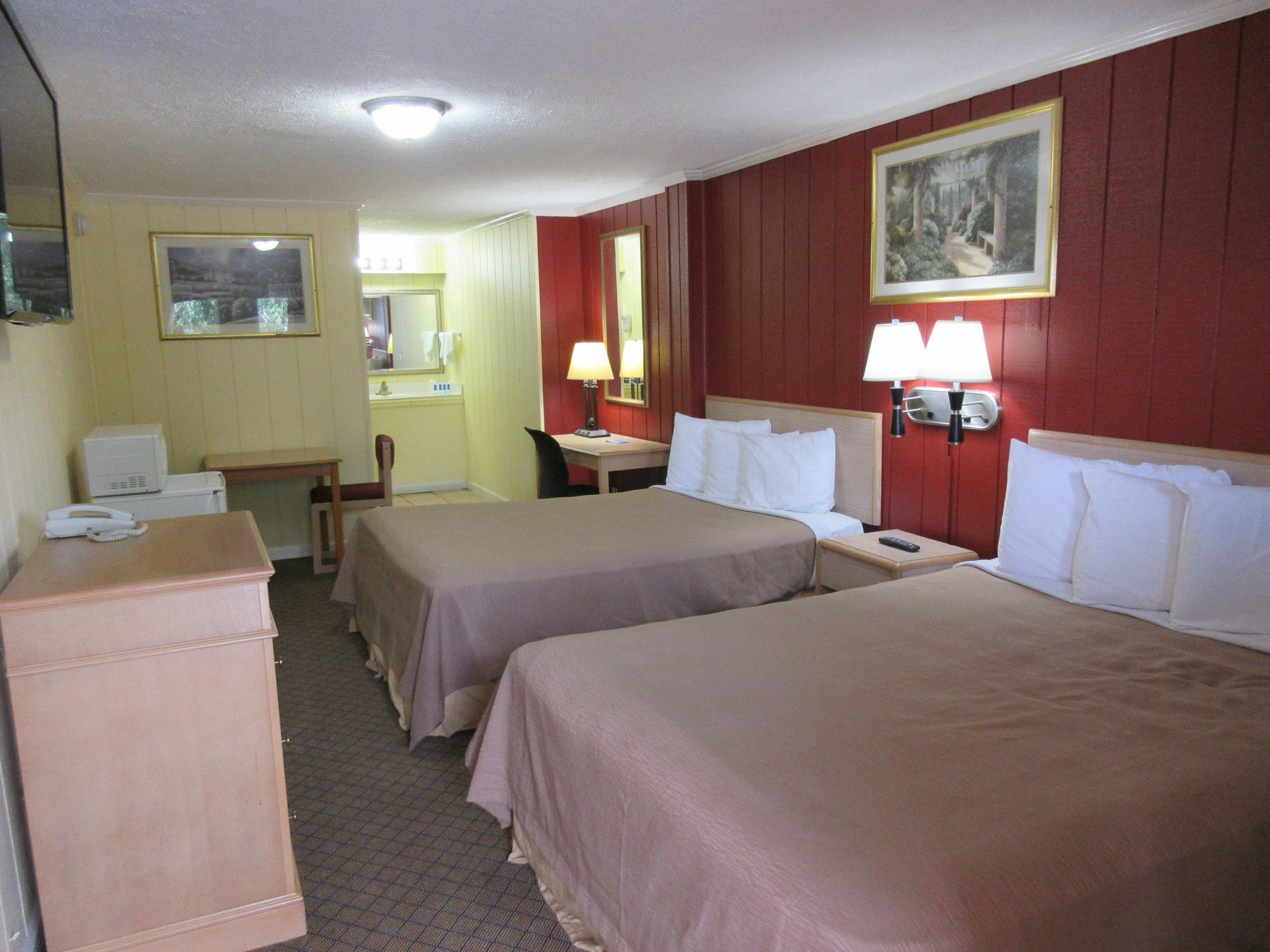 Rodeway Kansas City